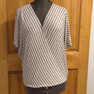 MSSP knit top size M Medium